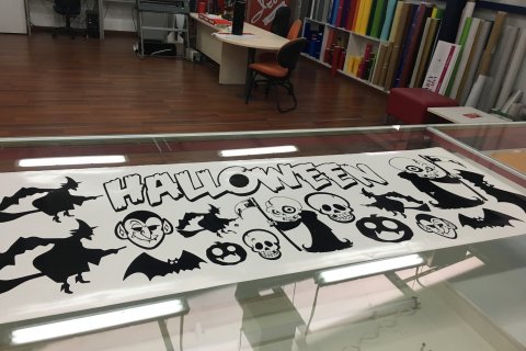Vinilo adhesivo para Halloween.
