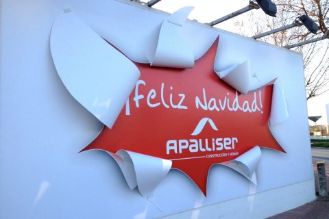 Valla Publicitaria de APALLISER deseando Feliz Navidad.