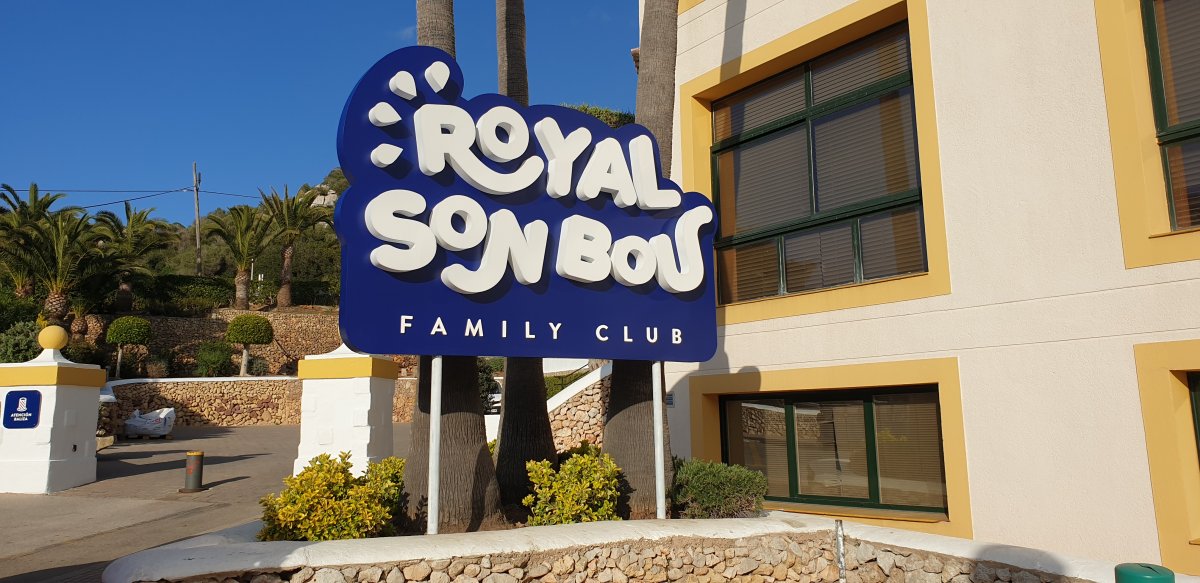 ROYAL SON BOU